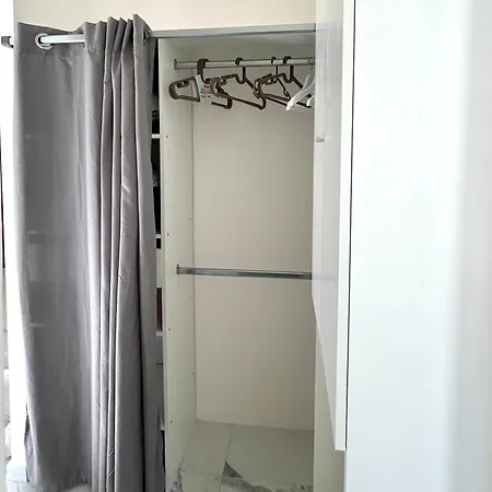 - A Pochi Passi Dal Centro Storico アパート フェラーラ