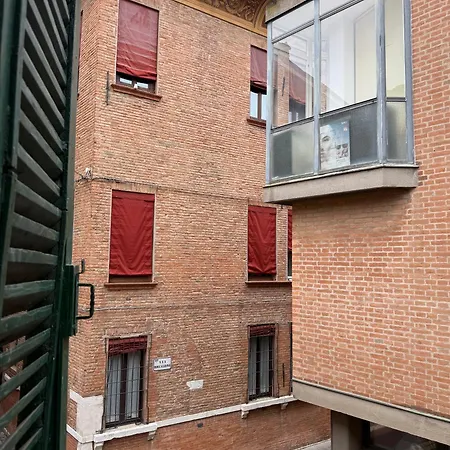 - A Pochi Passi Dal Centro Storico * フェラーラ