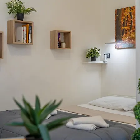 Apartment - A Pochi Passi Dal Centro Storico *