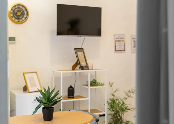 - A Pochi Passi Dal Centro Storico * فيرّارا