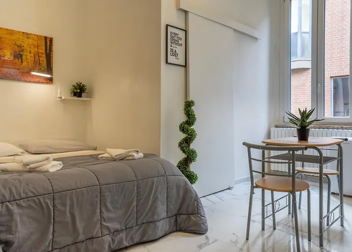 - A Pochi Passi Dal Centro Storico * فيرّارا