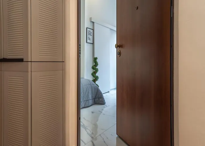 - A Pochi Passi Dal Centro Storico Apartament